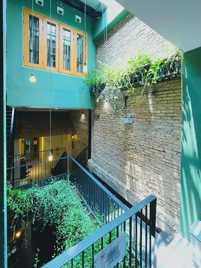Vy Da Central Market Hostel Хошимин